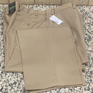 Jos A Bank Men's Pants New With Tags Khaki Size 40x30 Flat Front Orig. $110